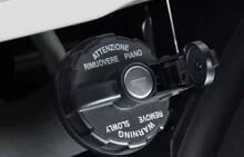 Khóa nắp bình nhiên liệu